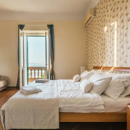 Vila Caterina Apartment Lovran